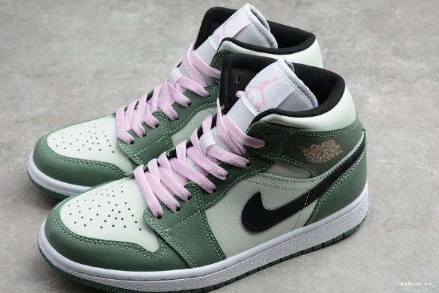 CZ0774-300 1 Green Jordan Mid Dutch 0504